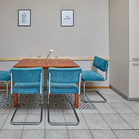 Days - Modern W Retro Elements - New Town Prague